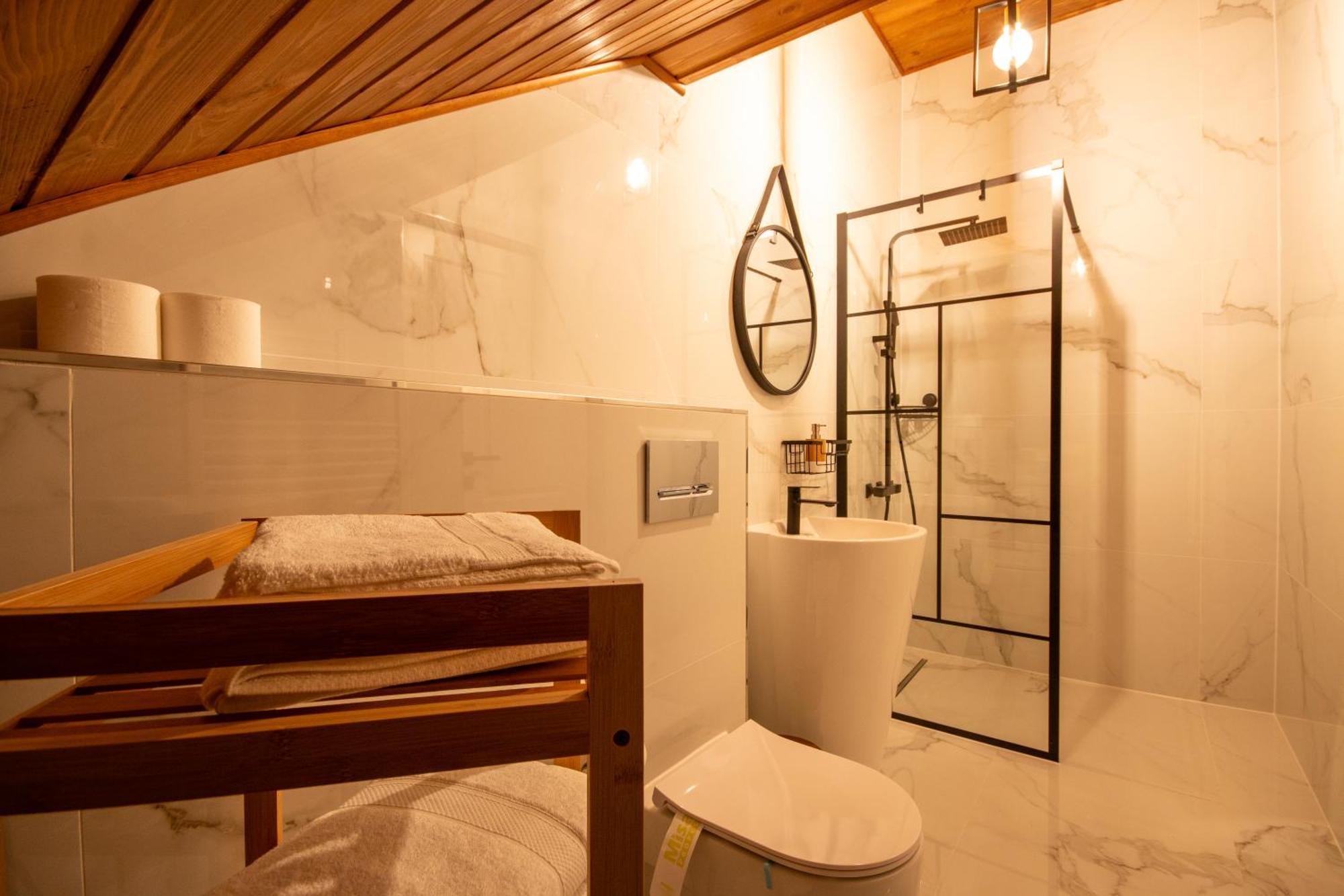 Domeniul Nordului Bucovlna Hotel Vama  Ngoại thất bức ảnh