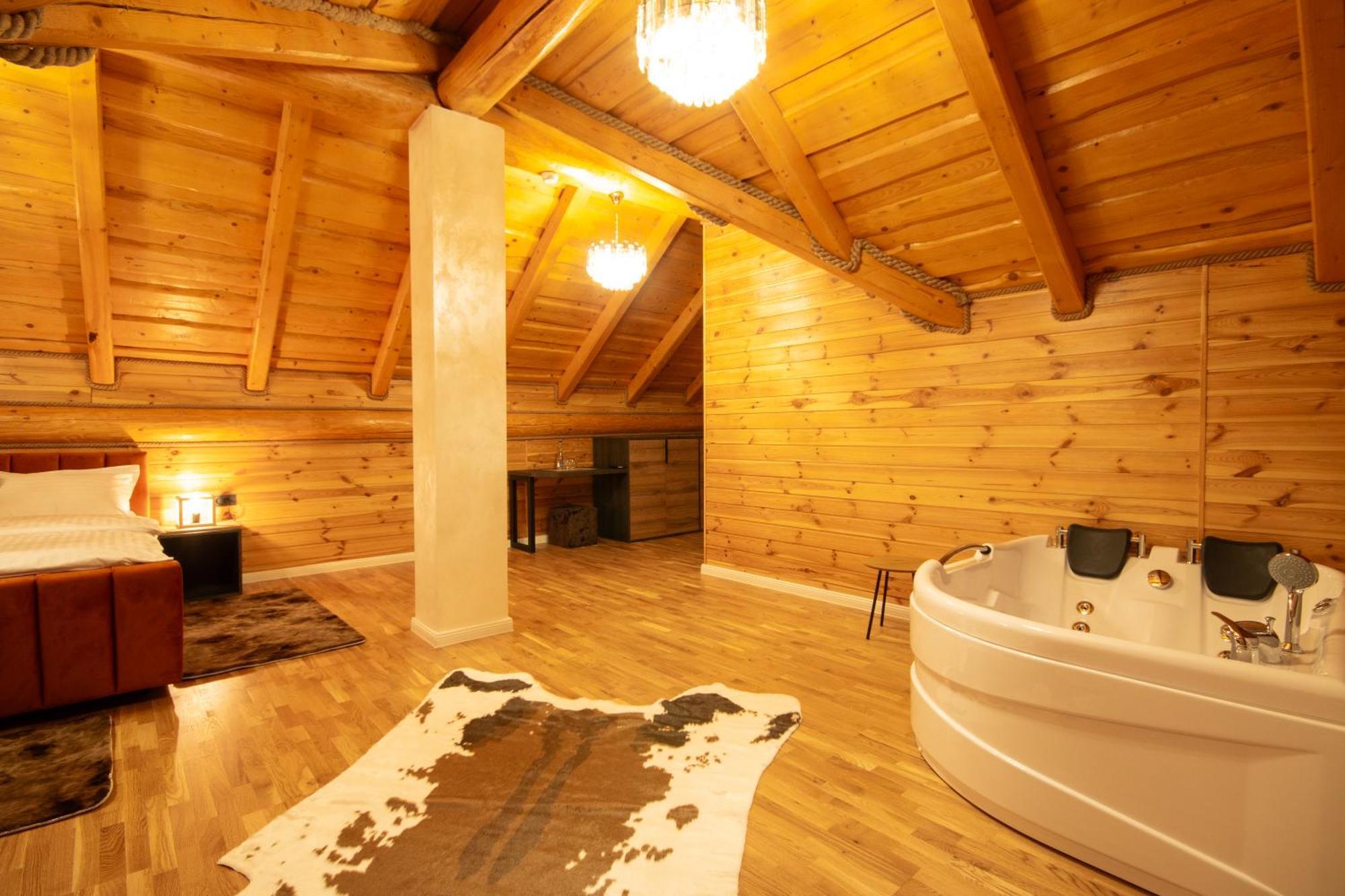 Domeniul Nordului Bucovlna Hotel Vama  Ngoại thất bức ảnh