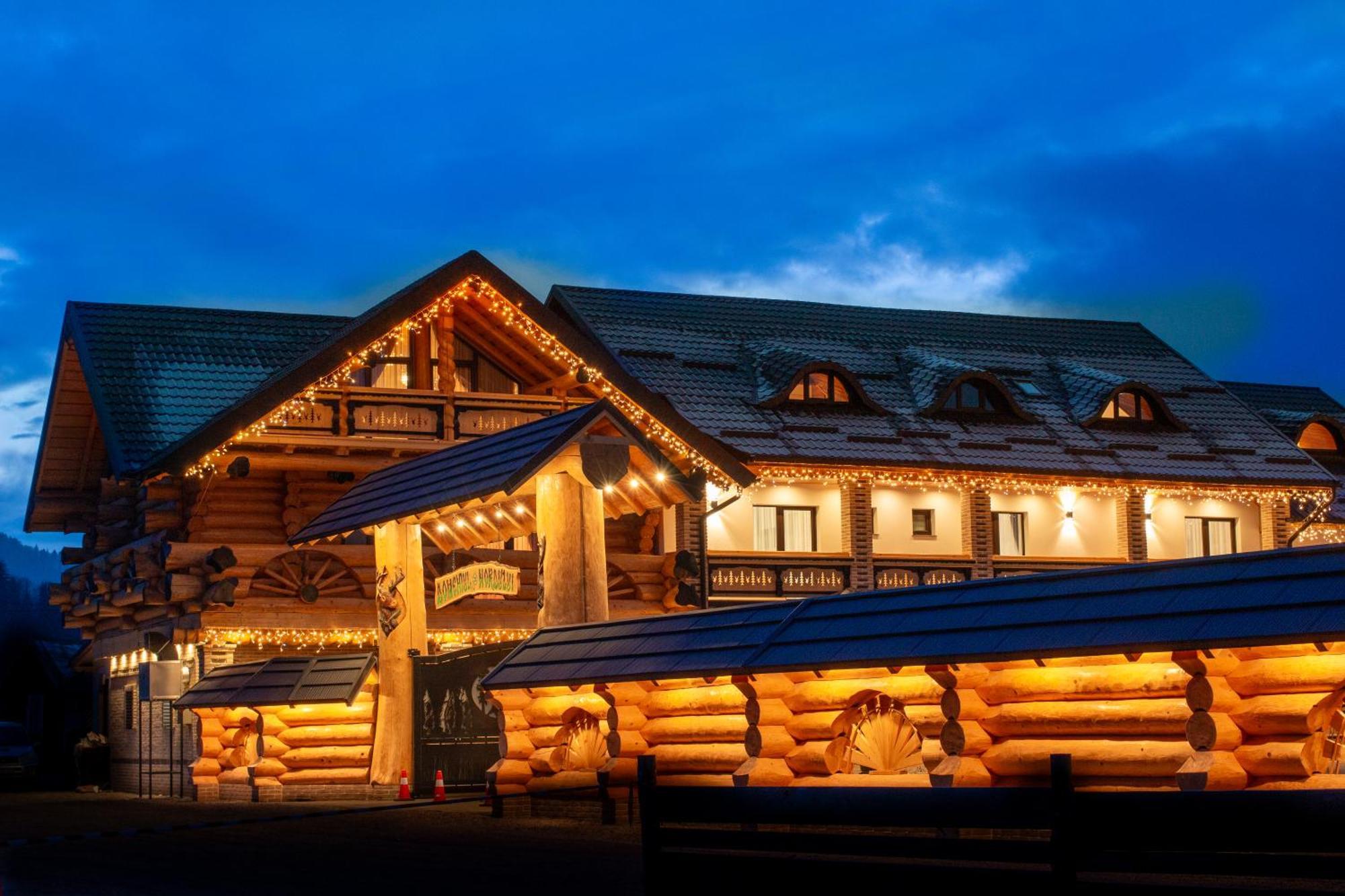 Domeniul Nordului Bucovlna Hotel Vama  Ngoại thất bức ảnh